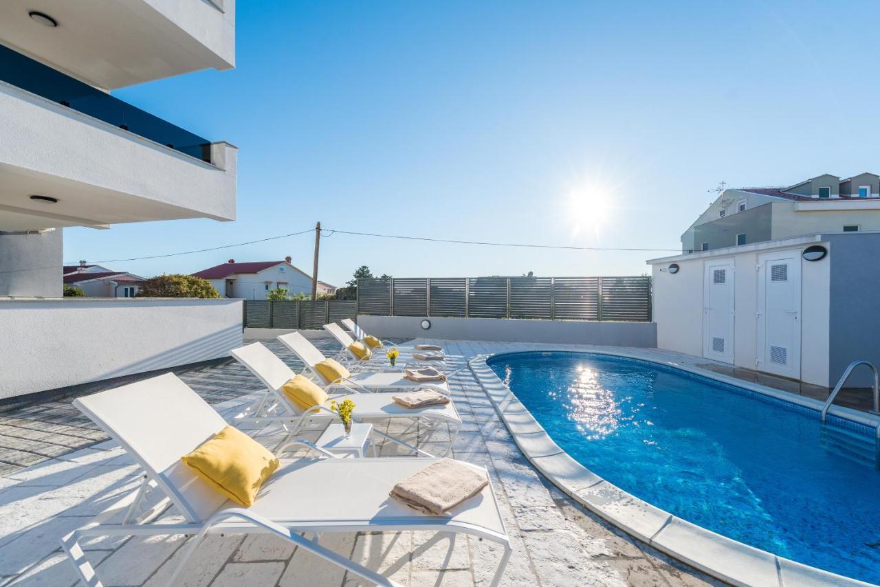 Villa Lena Luxury Apartments Novalja Eksteriør billede