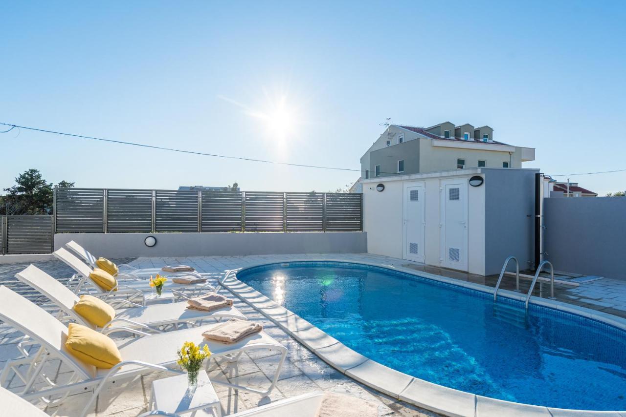 Villa Lena Luxury Apartments Novalja Eksteriør billede