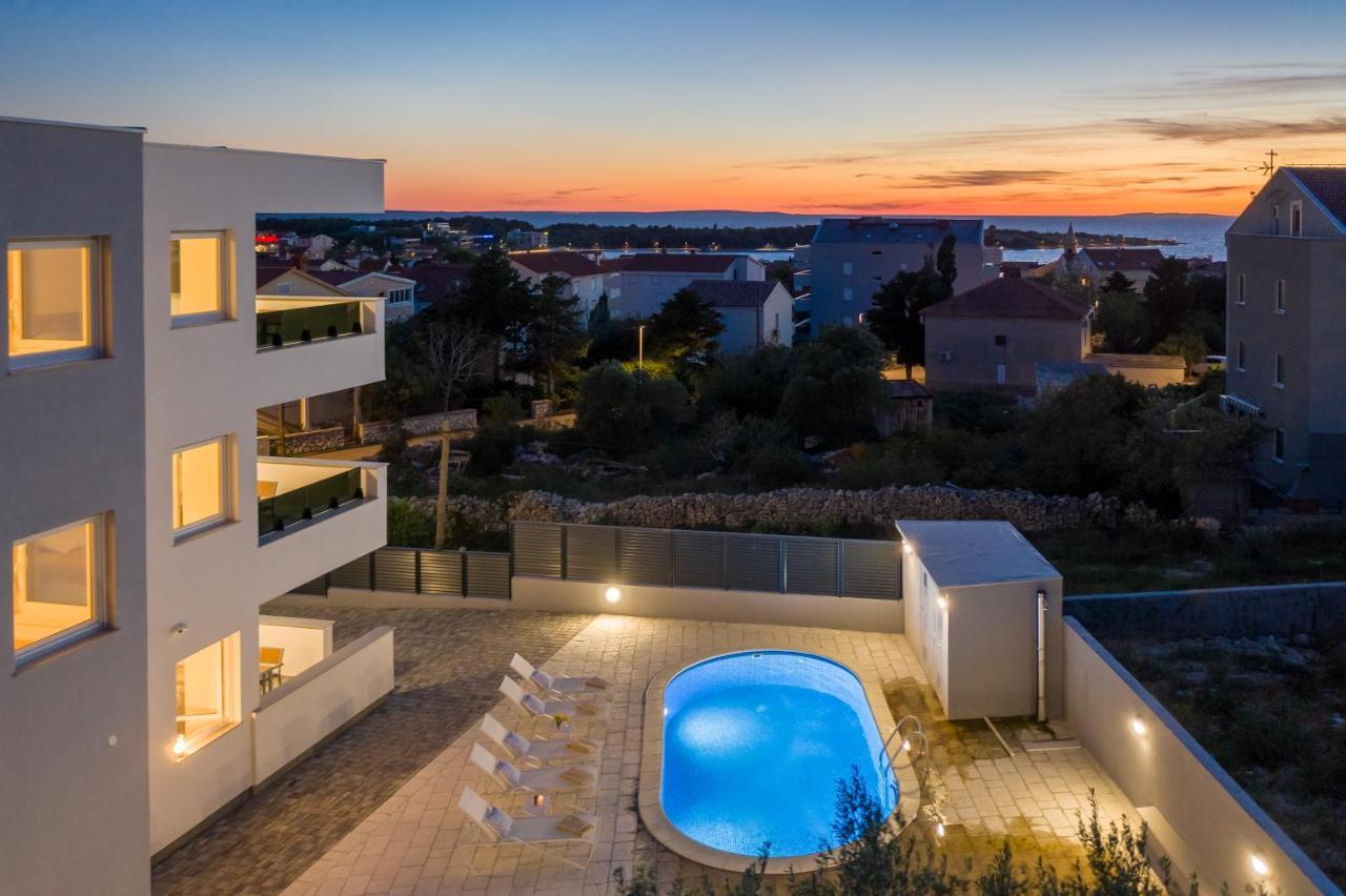 Villa Lena Luxury Apartments Novalja Eksteriør billede