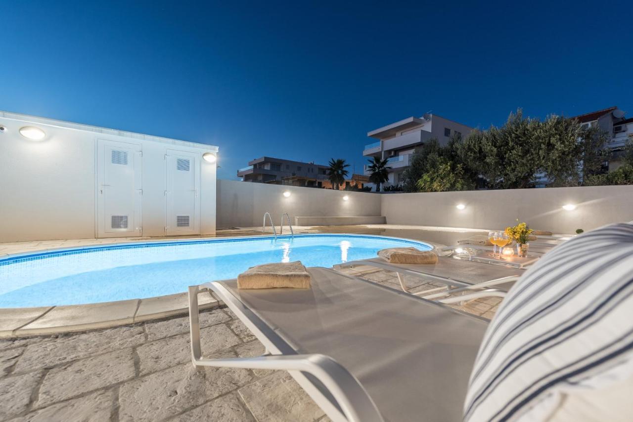 Villa Lena Luxury Apartments Novalja Eksteriør billede
