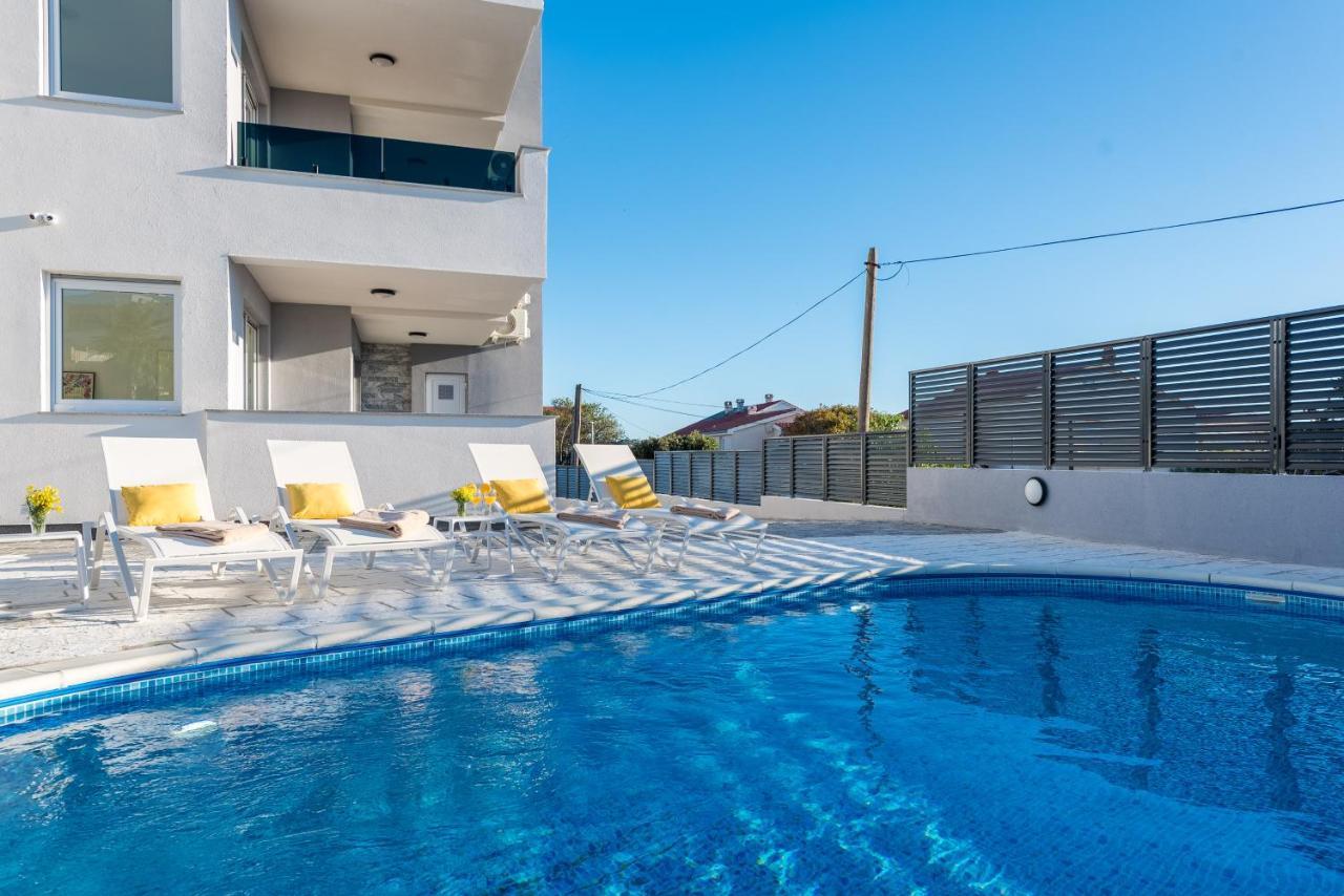 Villa Lena Luxury Apartments Novalja Eksteriør billede
