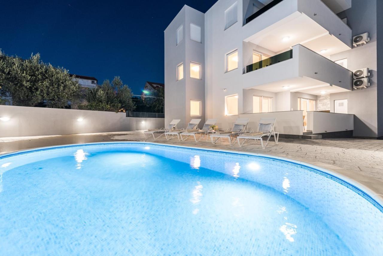 Villa Lena Luxury Apartments Novalja Eksteriør billede